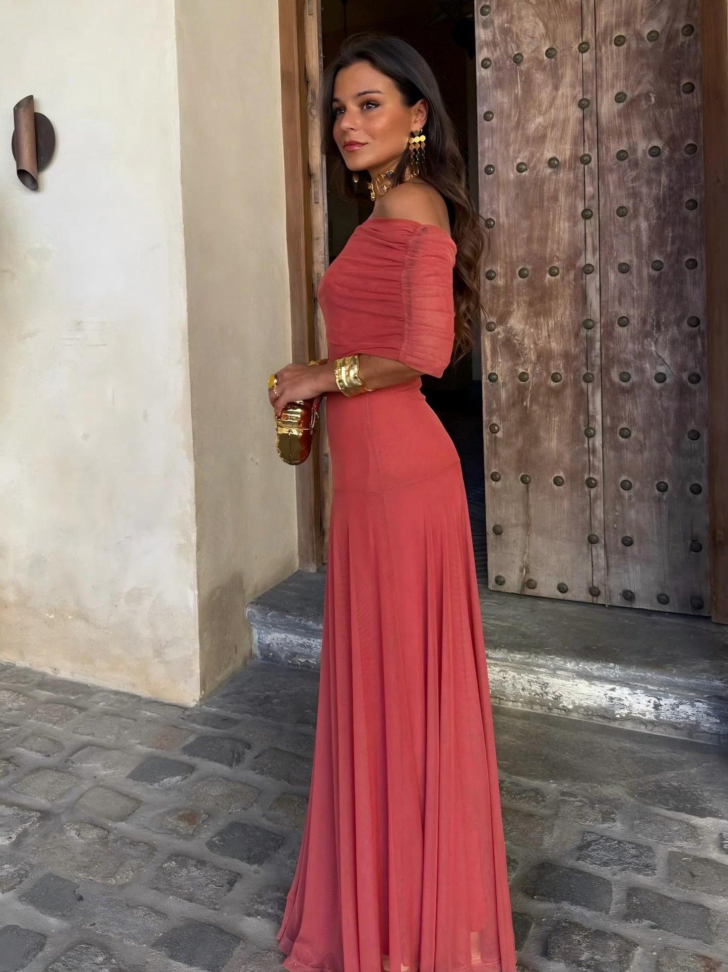 INÉS™ | VESTIDO LARGO DE MALLA ASIMÉTRICO