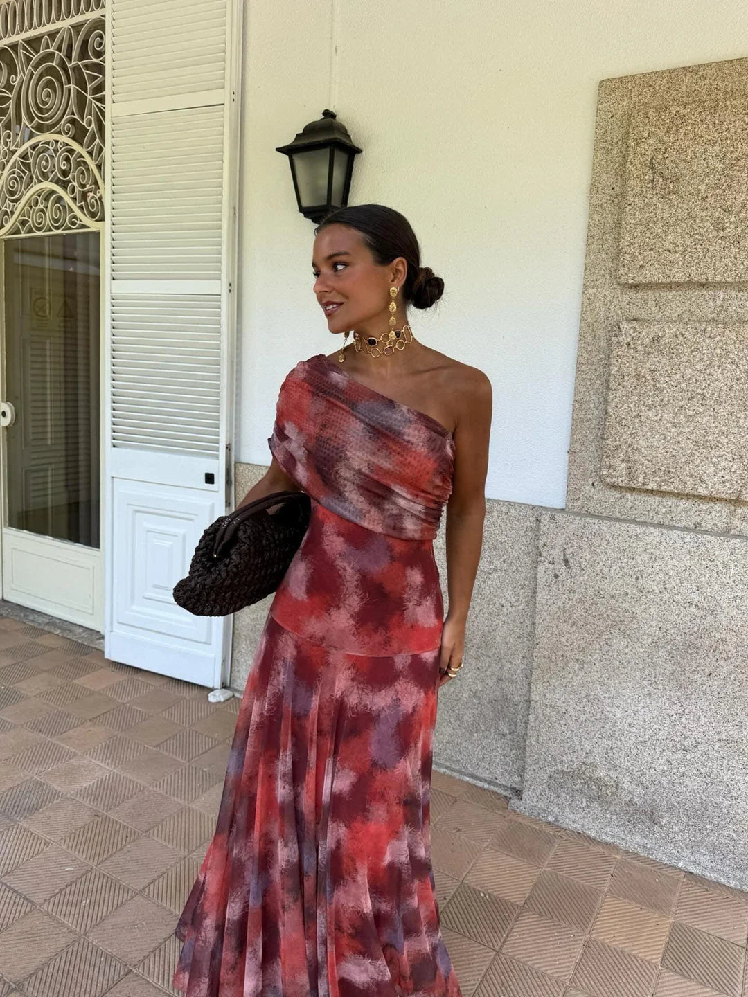 INÉS™ | VESTIDO LARGO DE MALLA ASIMÉTRICO