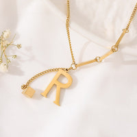 R